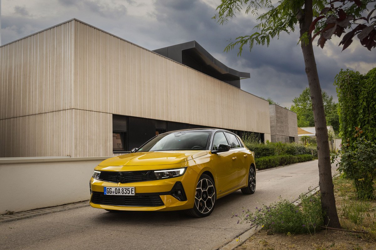 Prueba Opel Astra: análisis de gama y elegimos el mejor motor