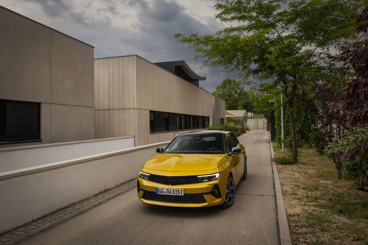 Prueba Opel Astra: análisis de gama y elegimos el mejor motor