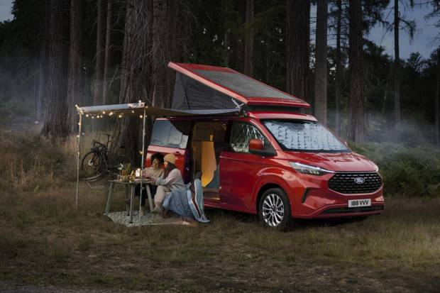 Nueva Ford Transit Nugget: más conectada, equipada e híbrida enchufable