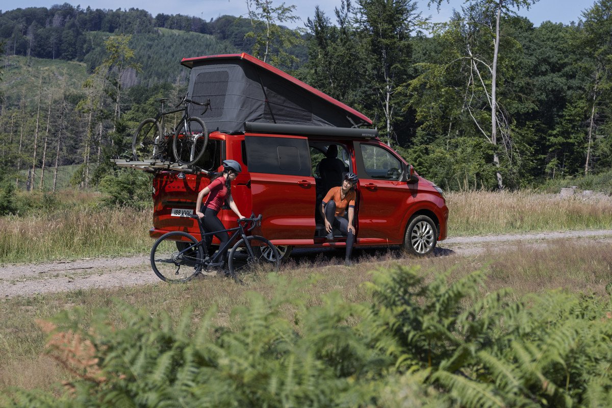 Nueva Ford Transit Nugget: más conectada, equipada e híbrida enchufable