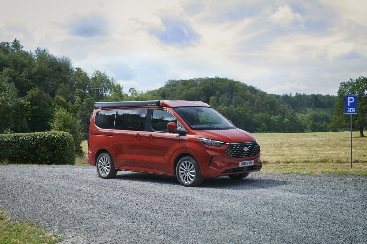 Nueva Ford Transit Nugget: más conectada, equipada e híbrida enchufable