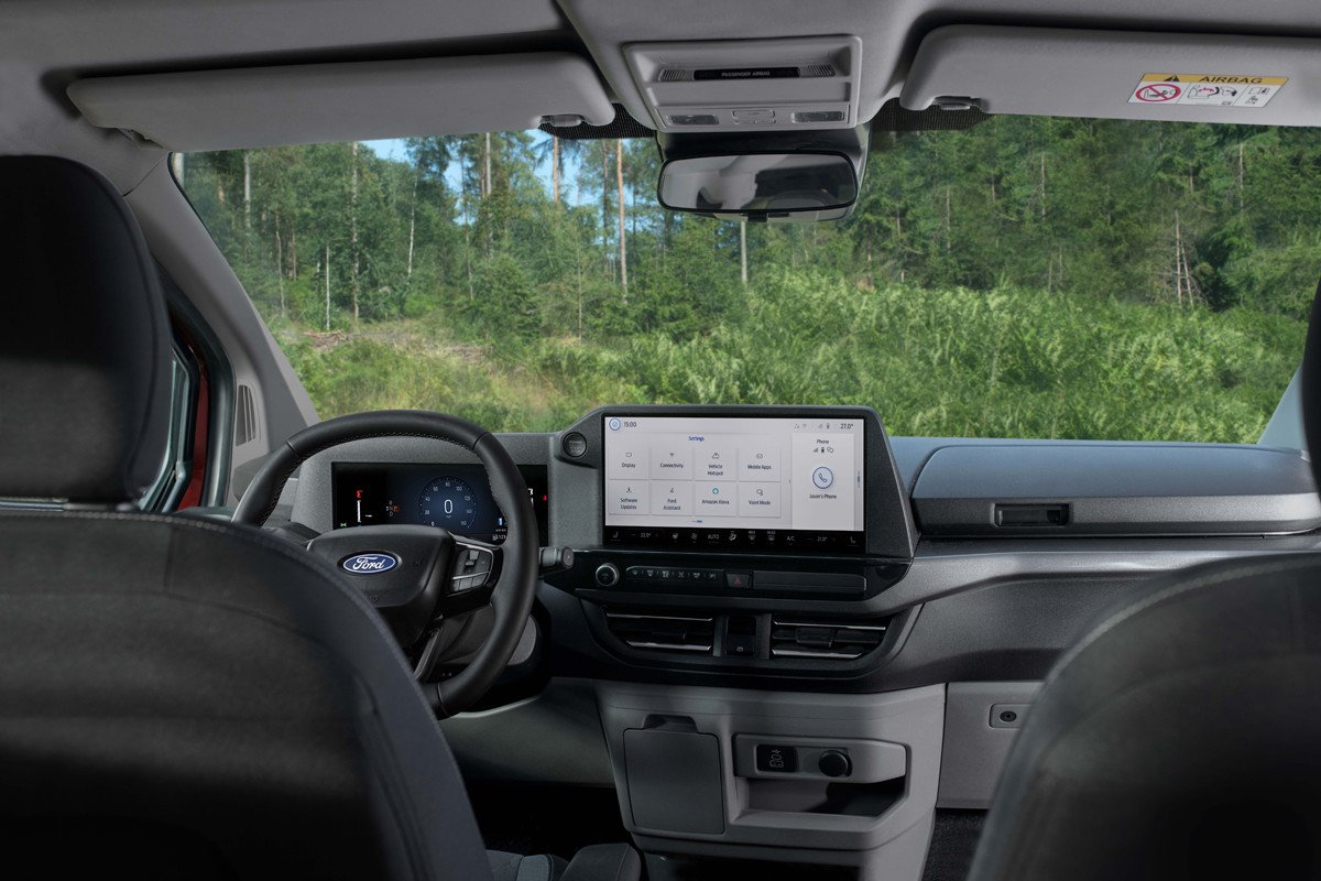 Nueva Ford Transit Nugget: más conectada, equipada e híbrida enchufable