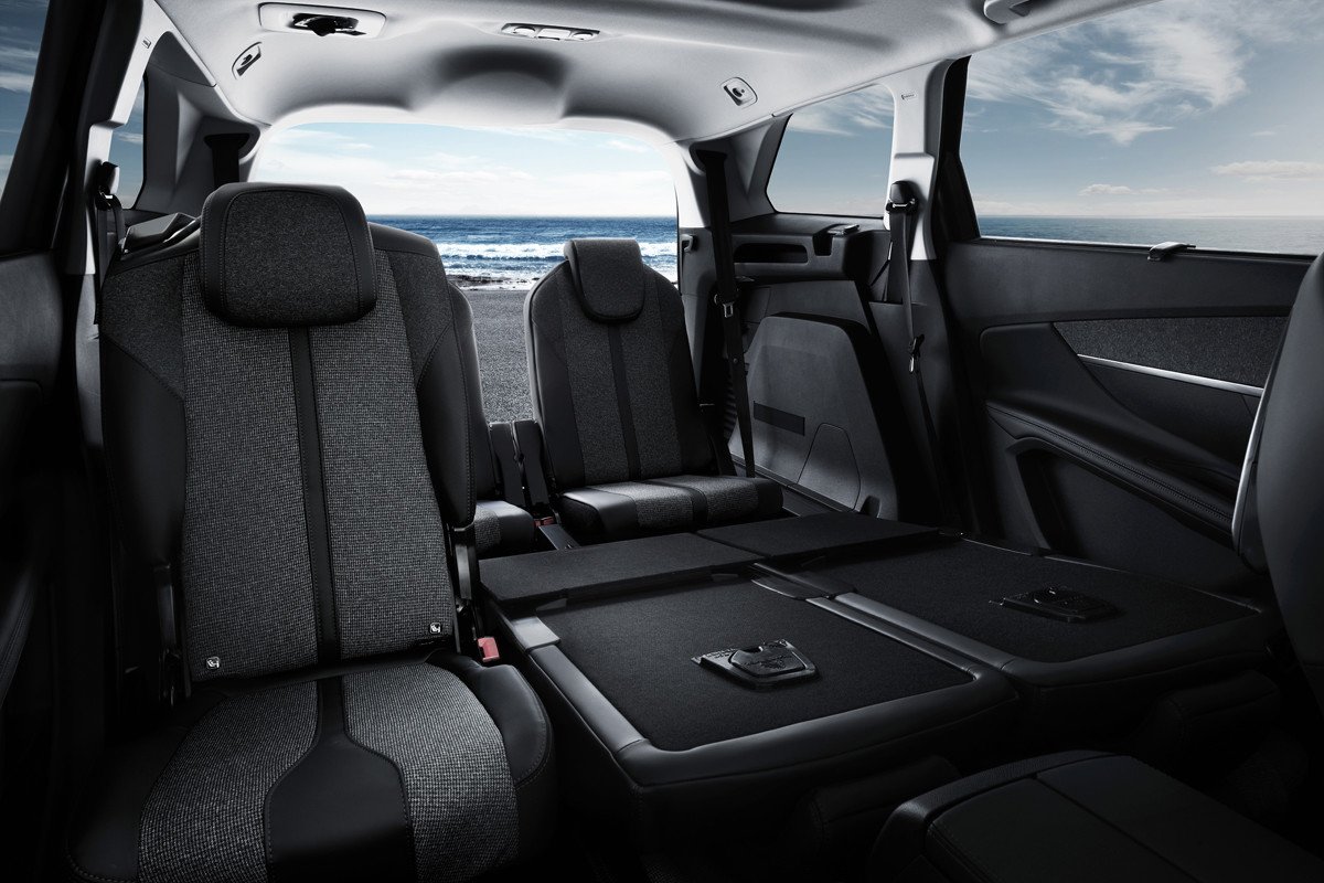 Prueba Peugeot 5008: el SUV de siete plazas más vendido