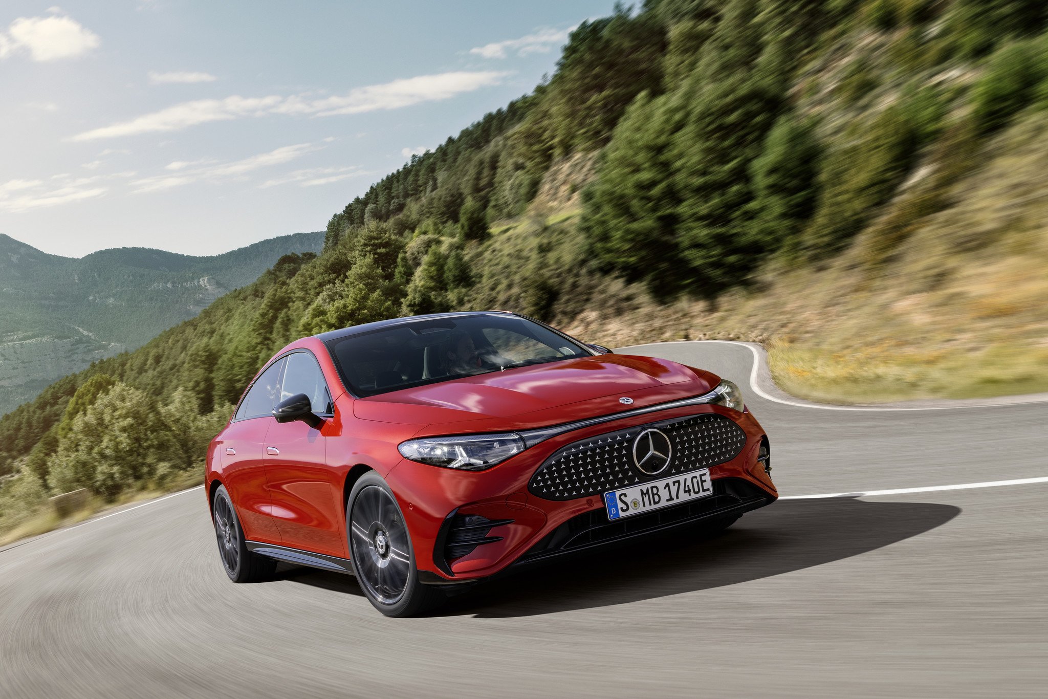Mercedes CLA 2025 Exterior rojo