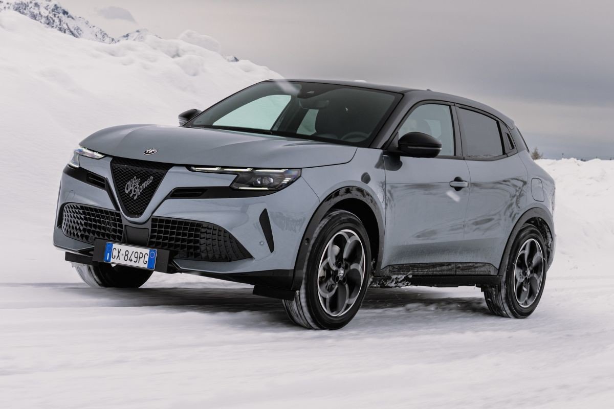 Alfa Romeo Junior Ibrida y Elettrica: Guía de compra para ver cuál es más interesante