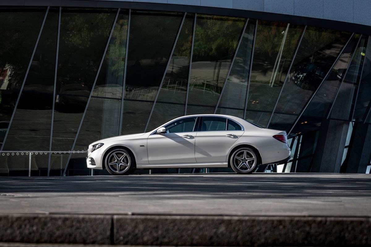 Prueba Mercedes Clase E 300 de: la apuesta híbrida diésel