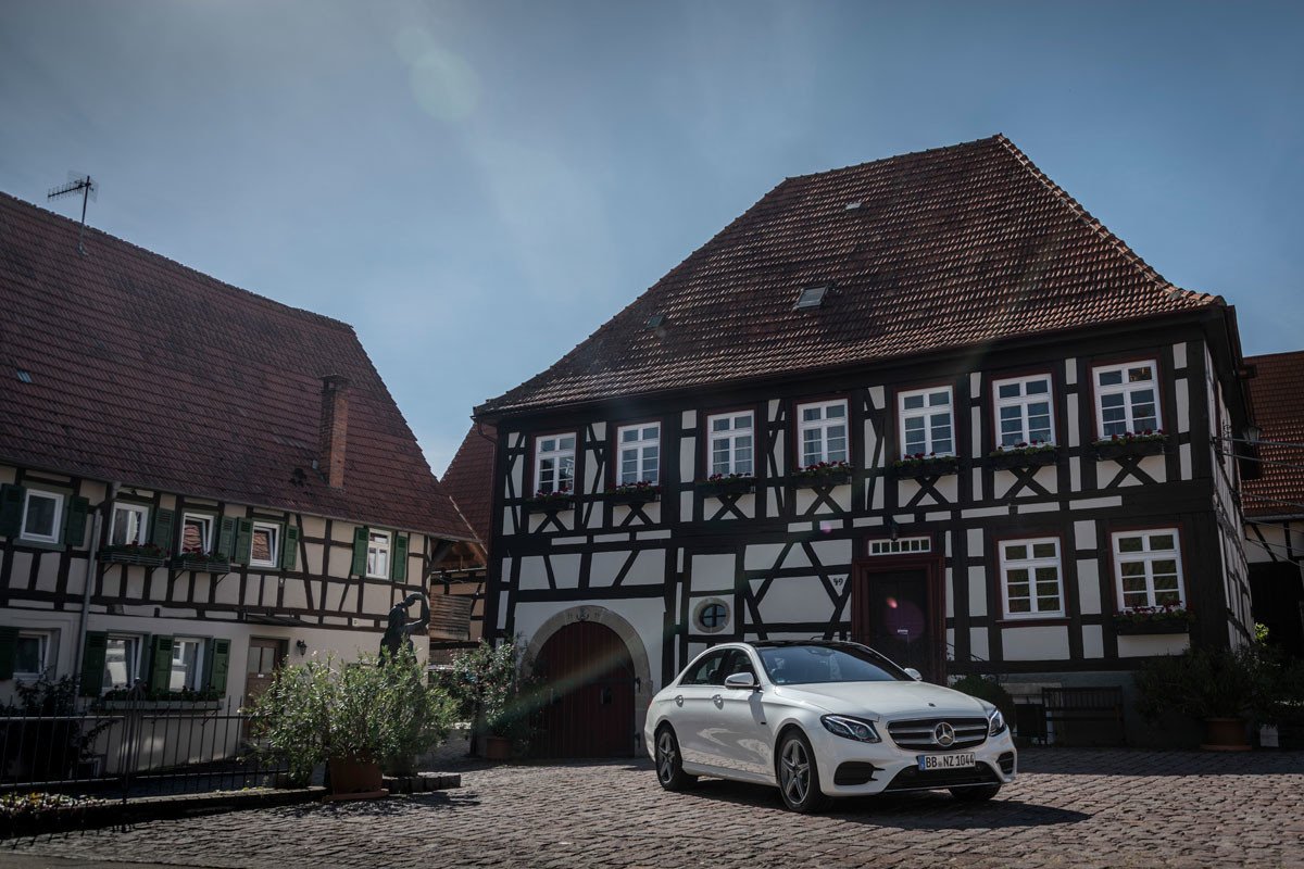 Prueba Mercedes Clase E 300 de: la apuesta híbrida diésel