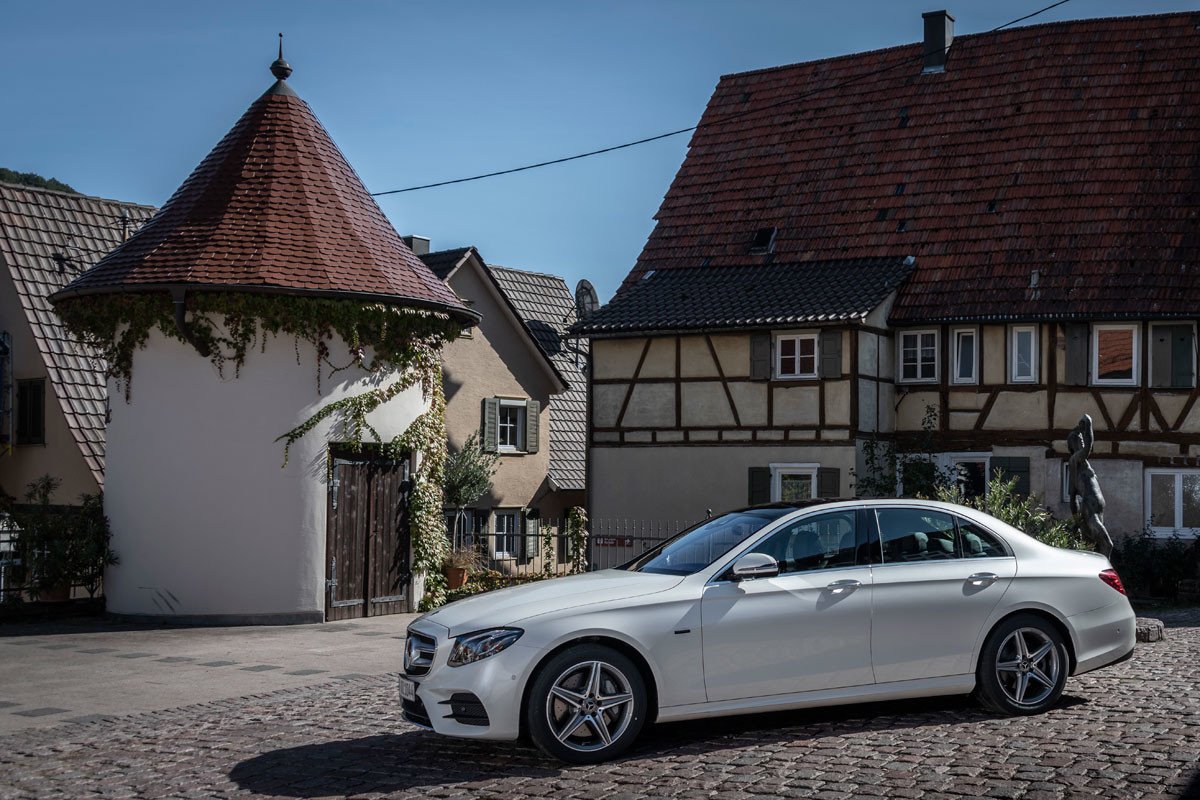 Prueba Mercedes Clase E 300 de: la apuesta híbrida diésel