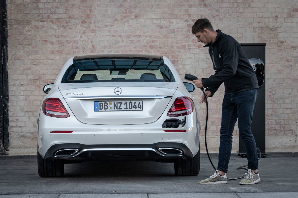 Prueba Mercedes Clase E 300 de: la apuesta híbrida diésel
