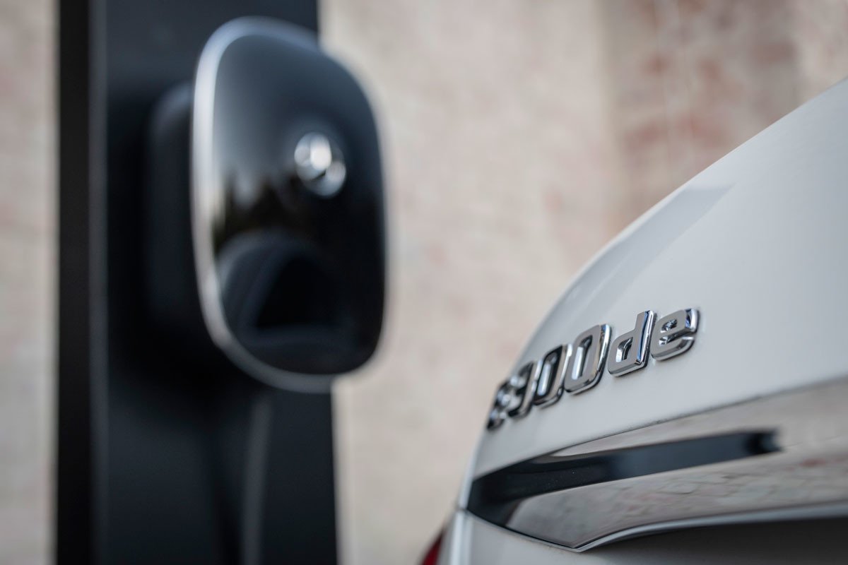 Prueba Mercedes Clase E 300 de: la apuesta híbrida diésel