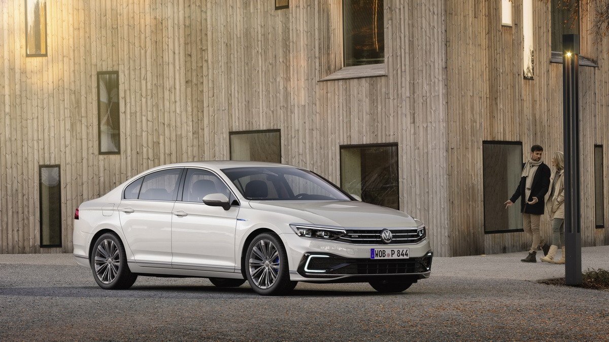 Precio y datos del nuevo Volkswagen Passat 2019: 33.520 euros