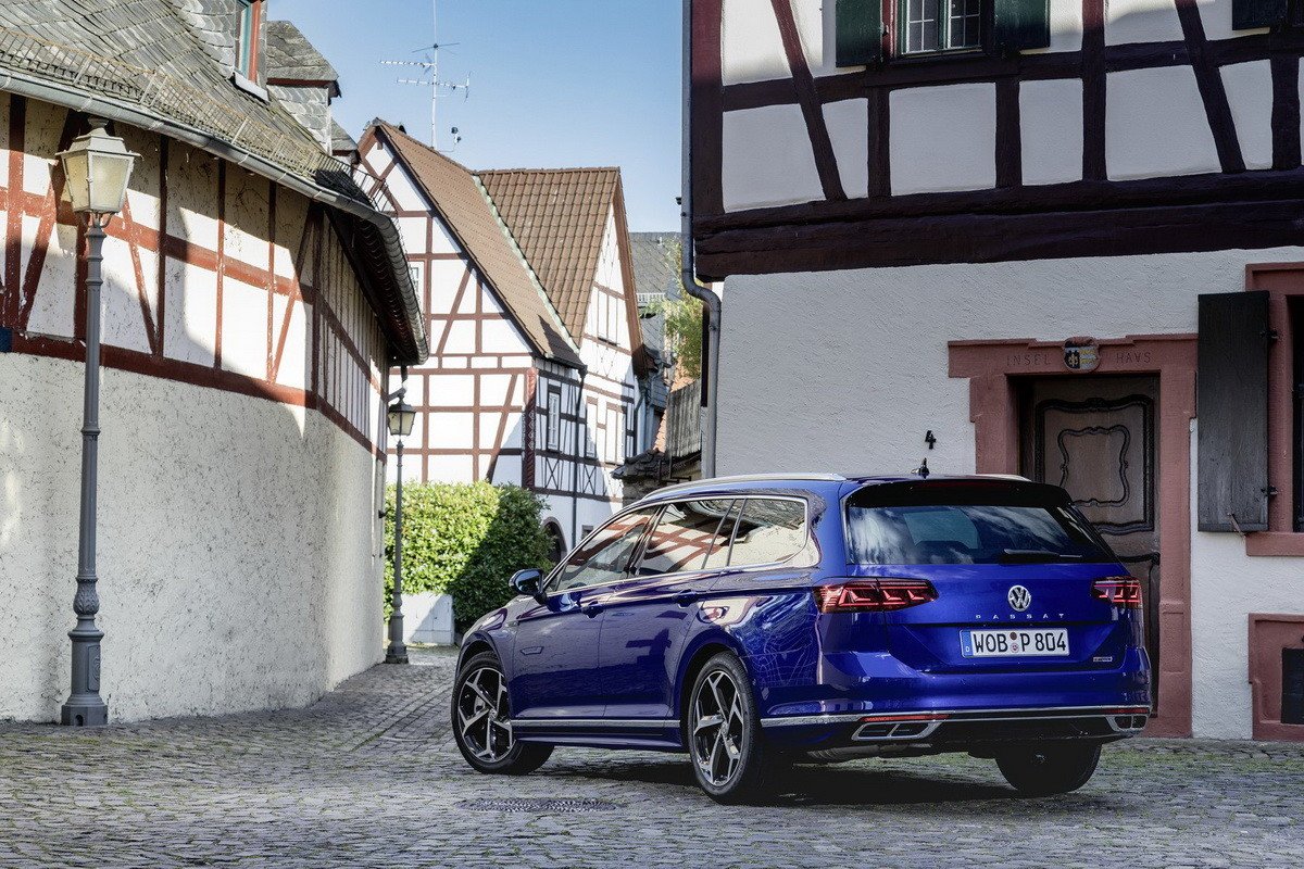 Precio y datos del nuevo Volkswagen Passat 2019: 33.520 euros