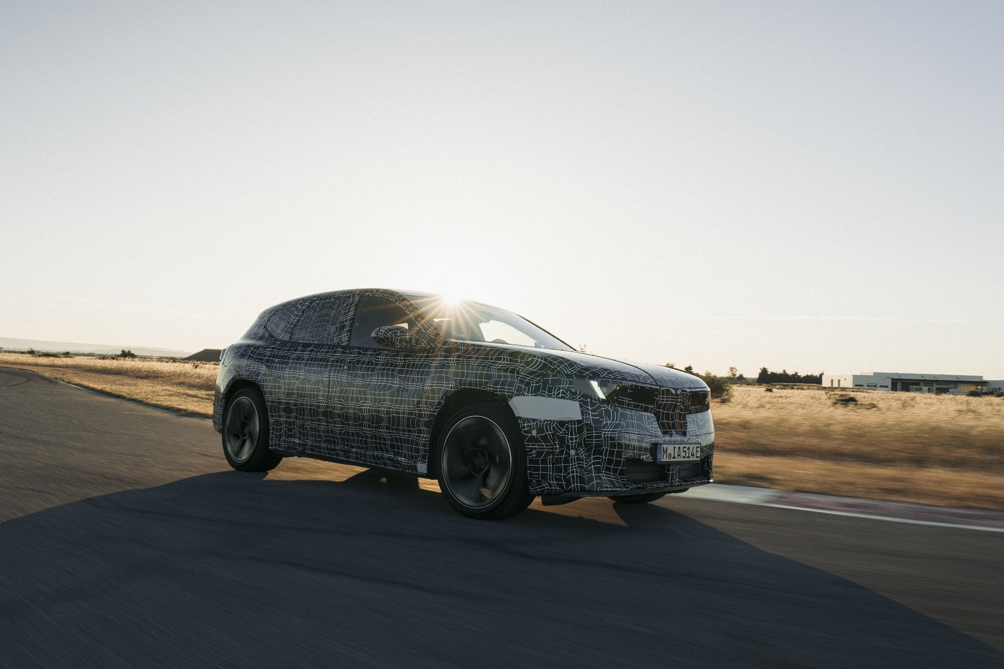 BMW ultima los detalles de su próxima revolución: todo sobre el iX3 Neue Klasse