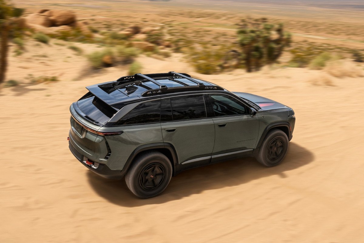 Jeep Wagoneer Trailhawk S
