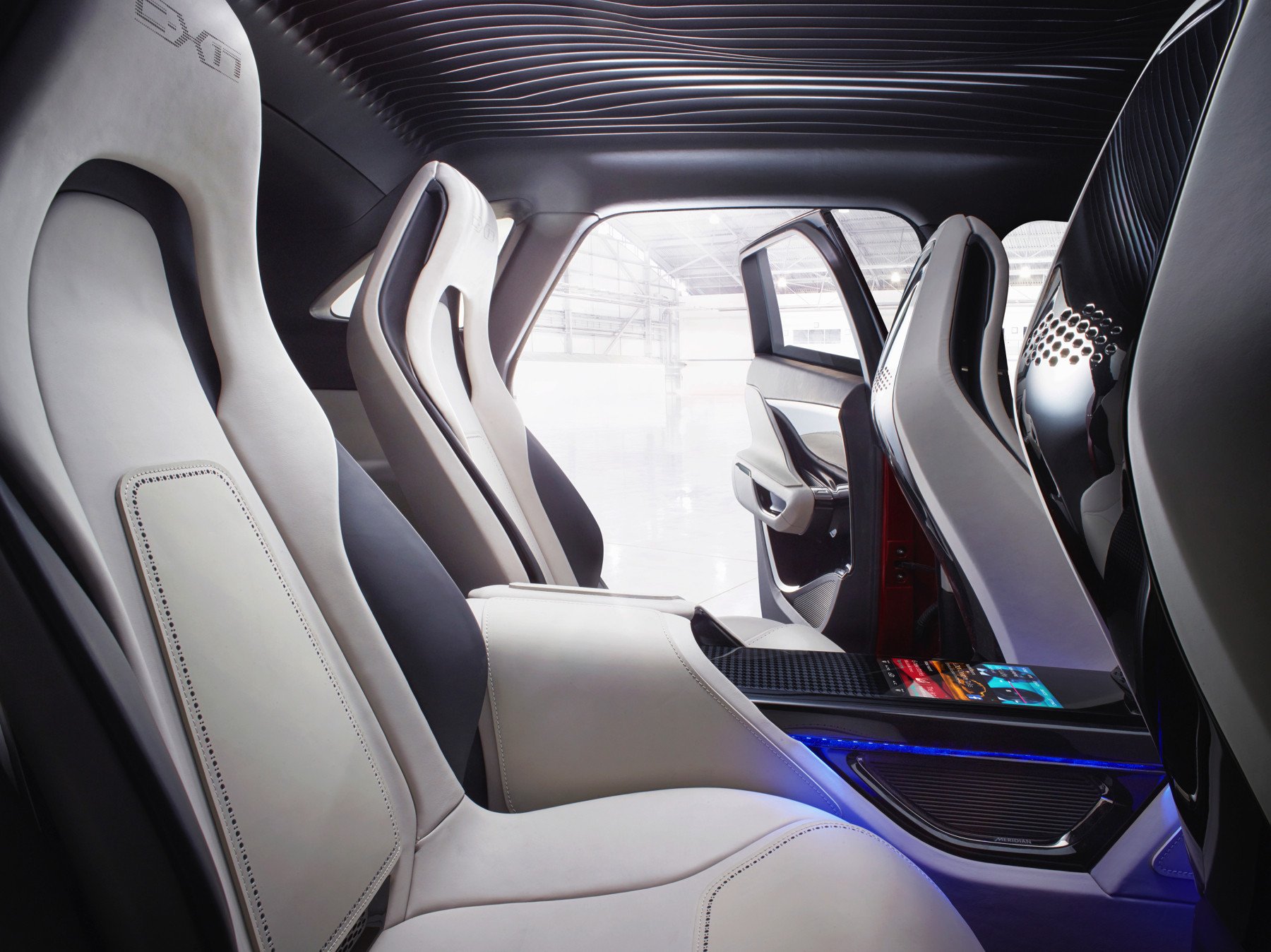 Jaguar C-X17, el SUV de Jaguar cada vez más cerca 