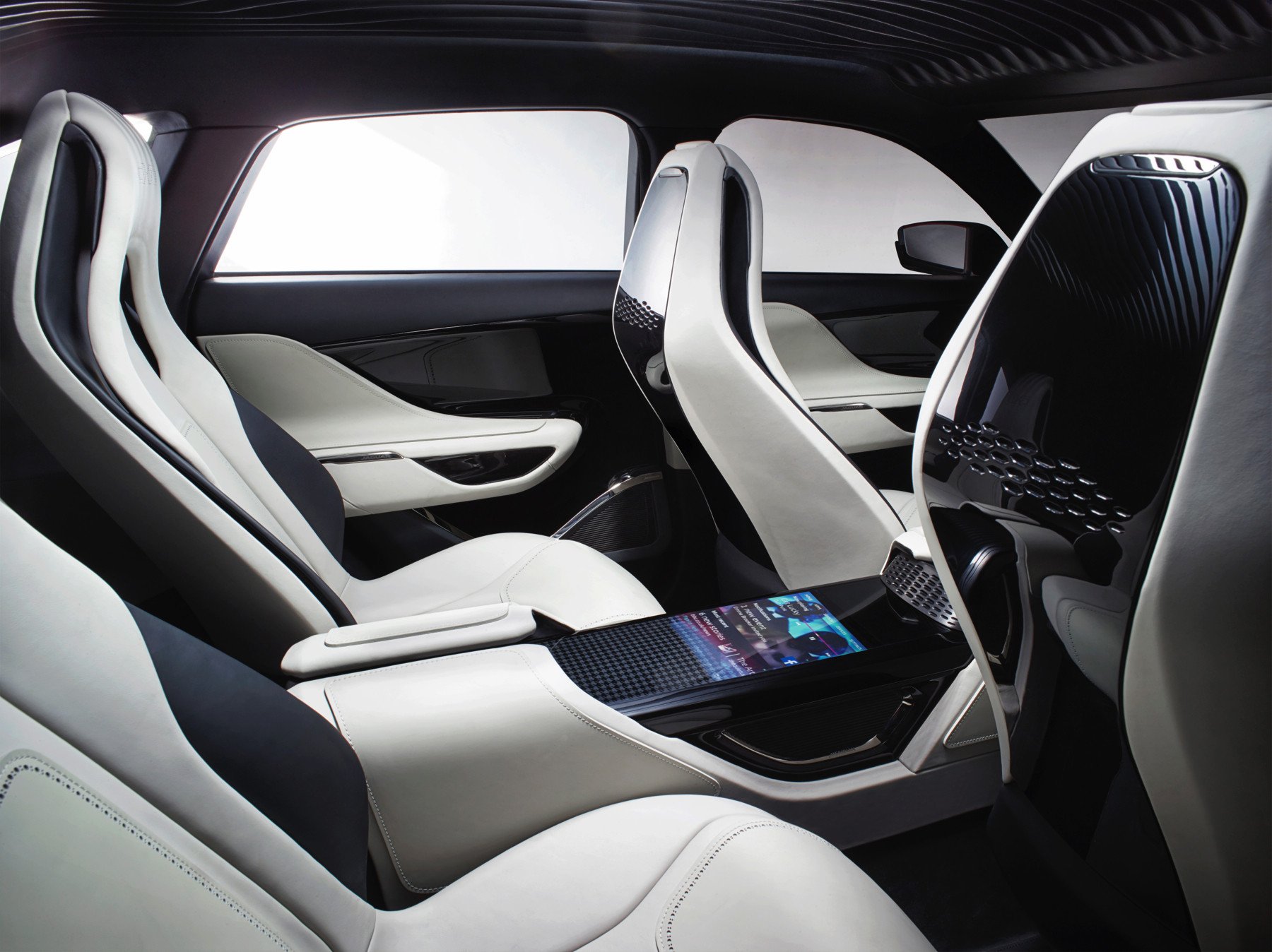 Jaguar C-X17, el SUV de Jaguar cada vez más cerca 