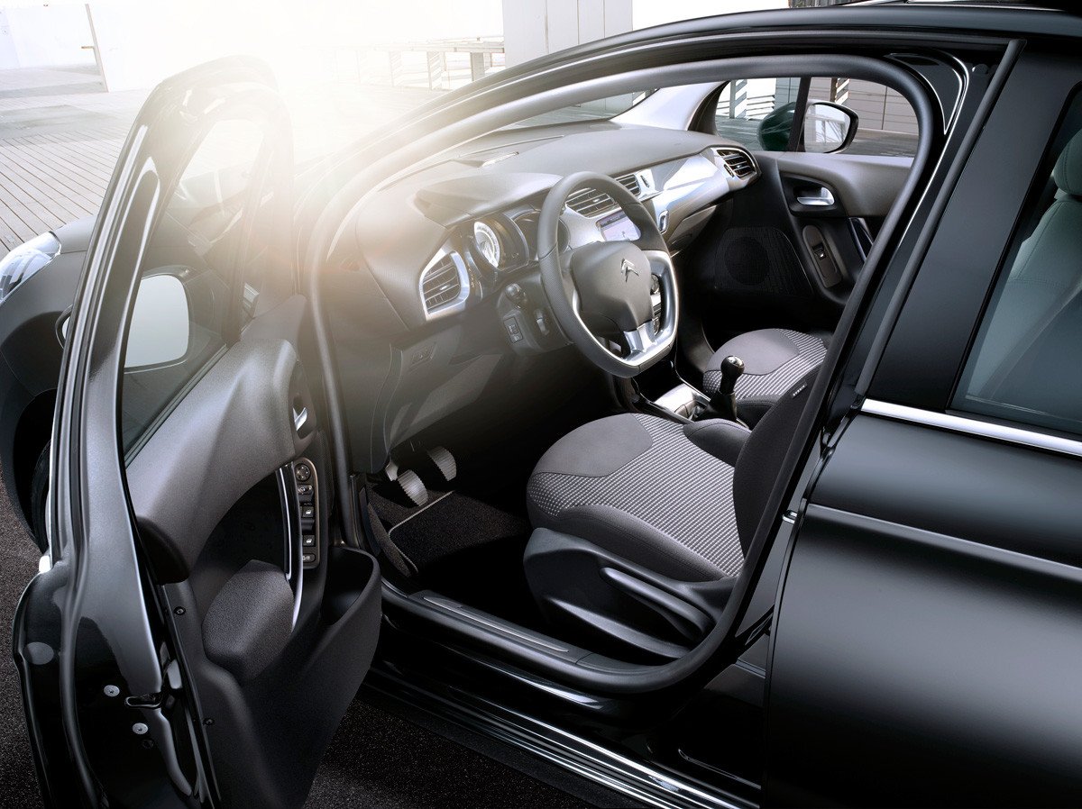 Nuevo Citroën C3: Más equipamiento y ligeros cambios