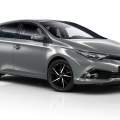 Toyota Auris y Prius 2018: mejoras en equipamiento
