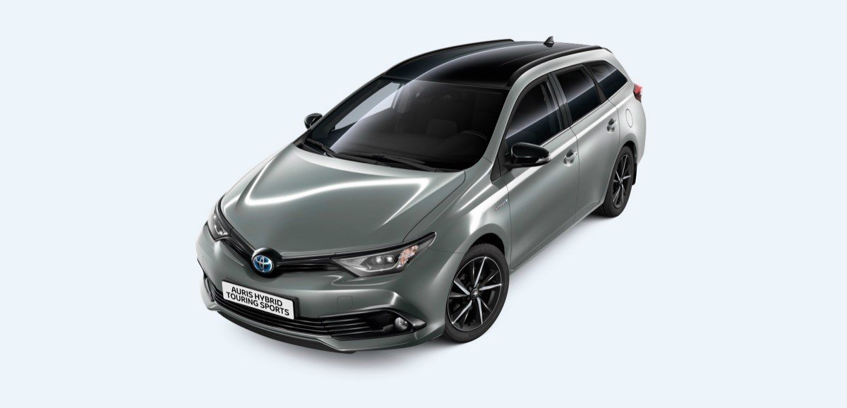 Toyota Auris y Prius 2018: mejoras en equipamiento