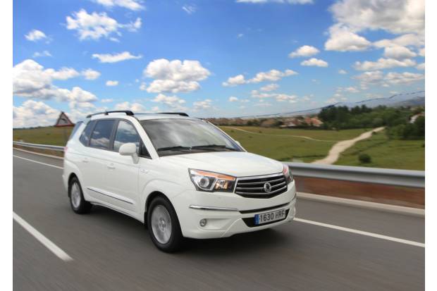 Prueba: Nuevo SsangYong Rodius 2013, monovolumen total a un precio asequible