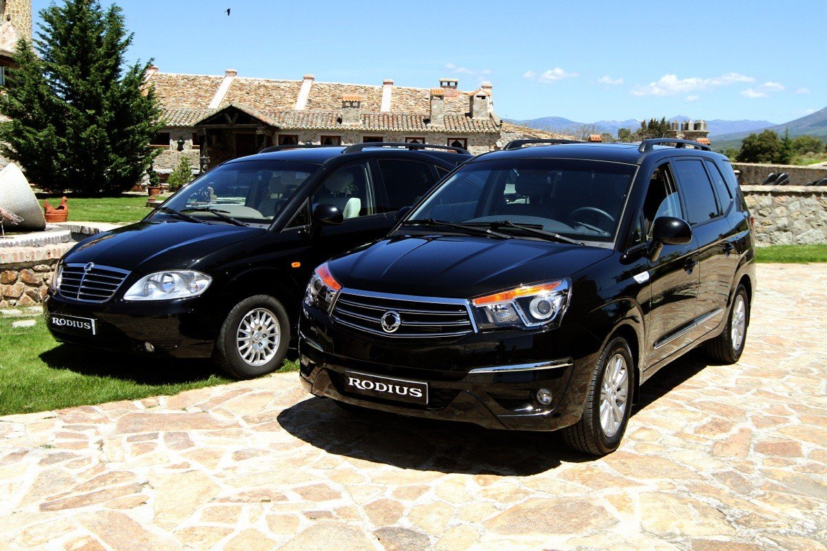 Prueba: Nuevo SsangYong Rodius 2013, monovolumen total a un precio asequible