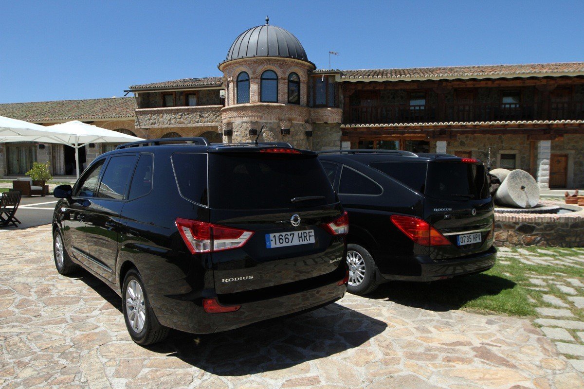 Prueba: Nuevo SsangYong Rodius 2013, monovolumen total a un precio asequible