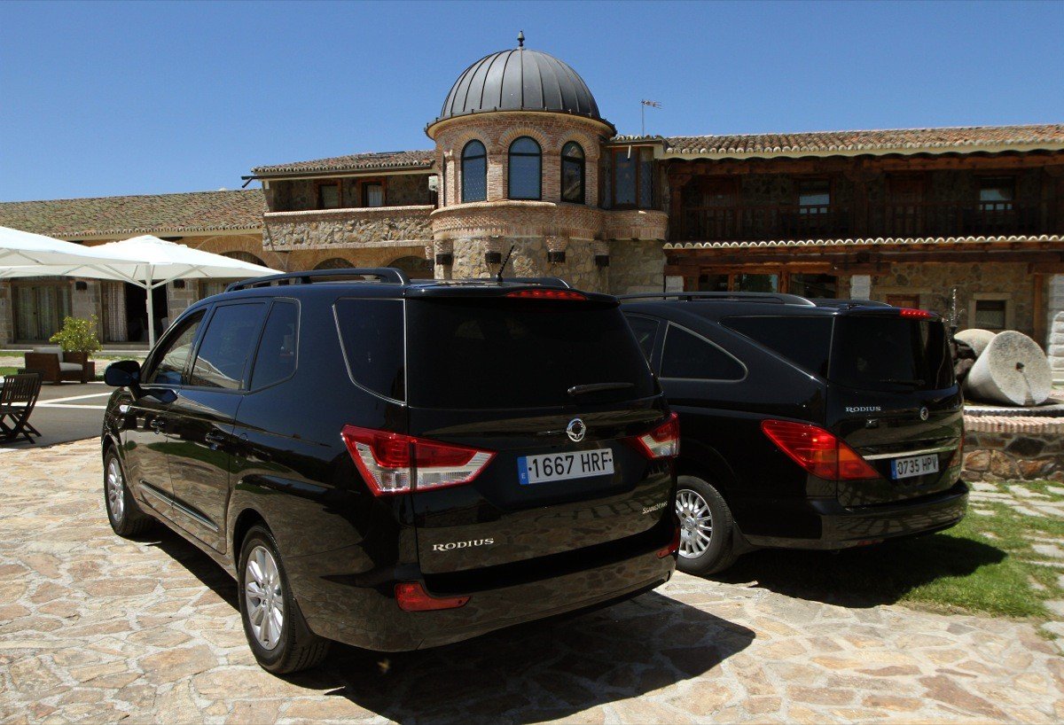 Prueba: Nuevo SsangYong Rodius 2013, monovolumen total a un precio asequible