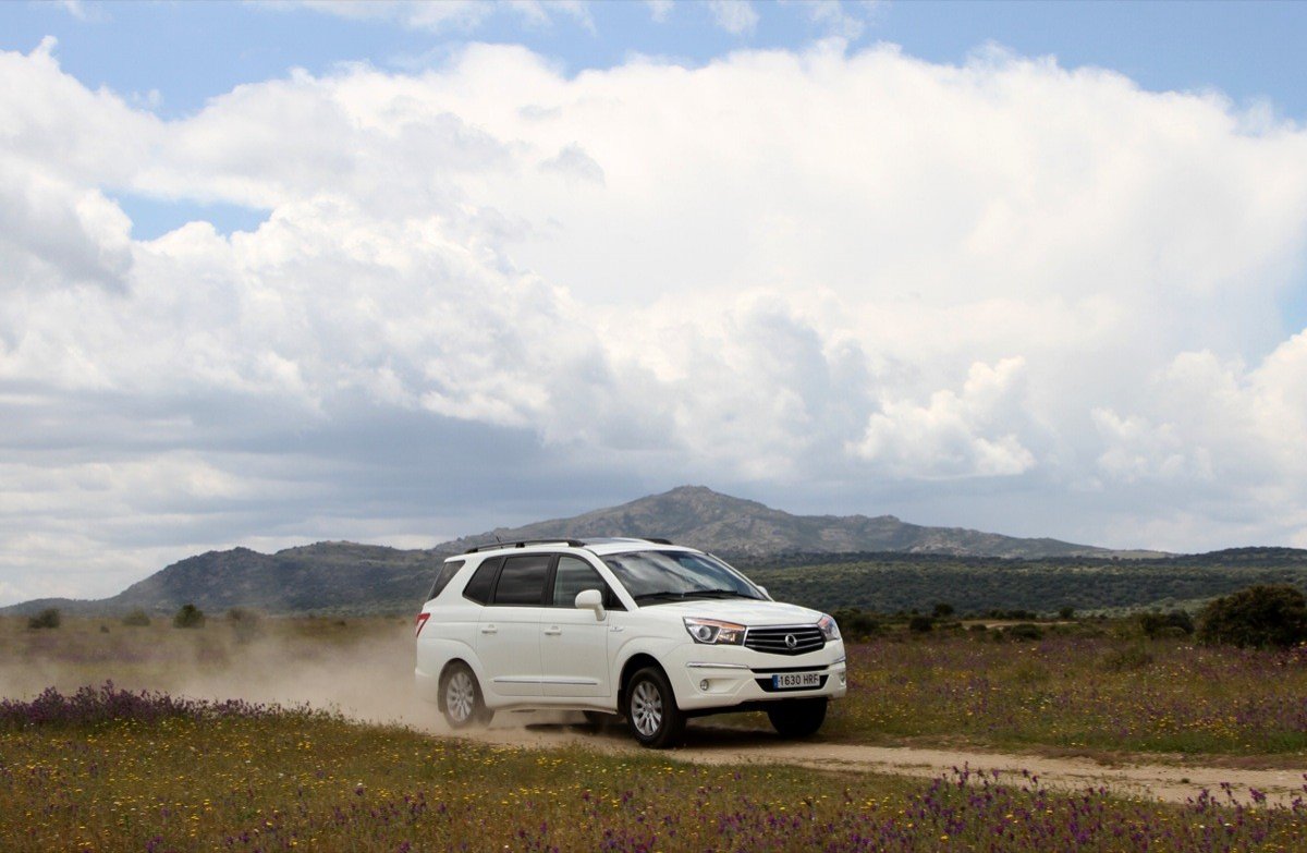 Prueba: Nuevo SsangYong Rodius 2013, monovolumen total a un precio asequible
