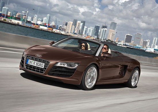 Construyendo un Audi R8 Spyder