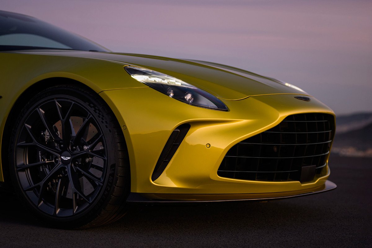 Así es el nuevo Aston Martin Vantage, para conductores de verdad como Fernando Alonso