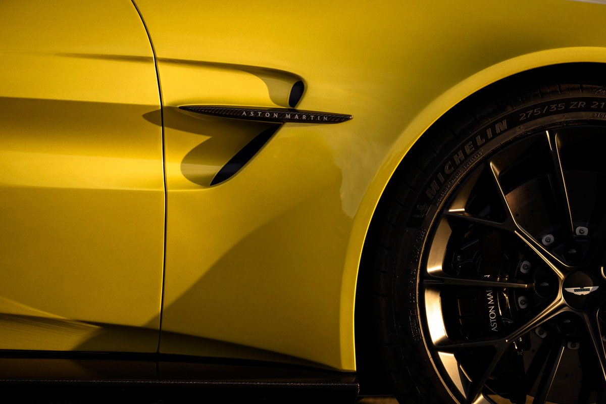 Así es el nuevo Aston Martin Vantage, para conductores de verdad como Fernando Alonso