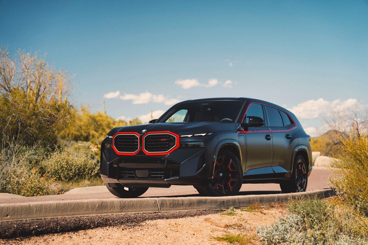 Llega el BMW XM Red Label, el SUV híbrido del los 748 CV con una estética rompedora