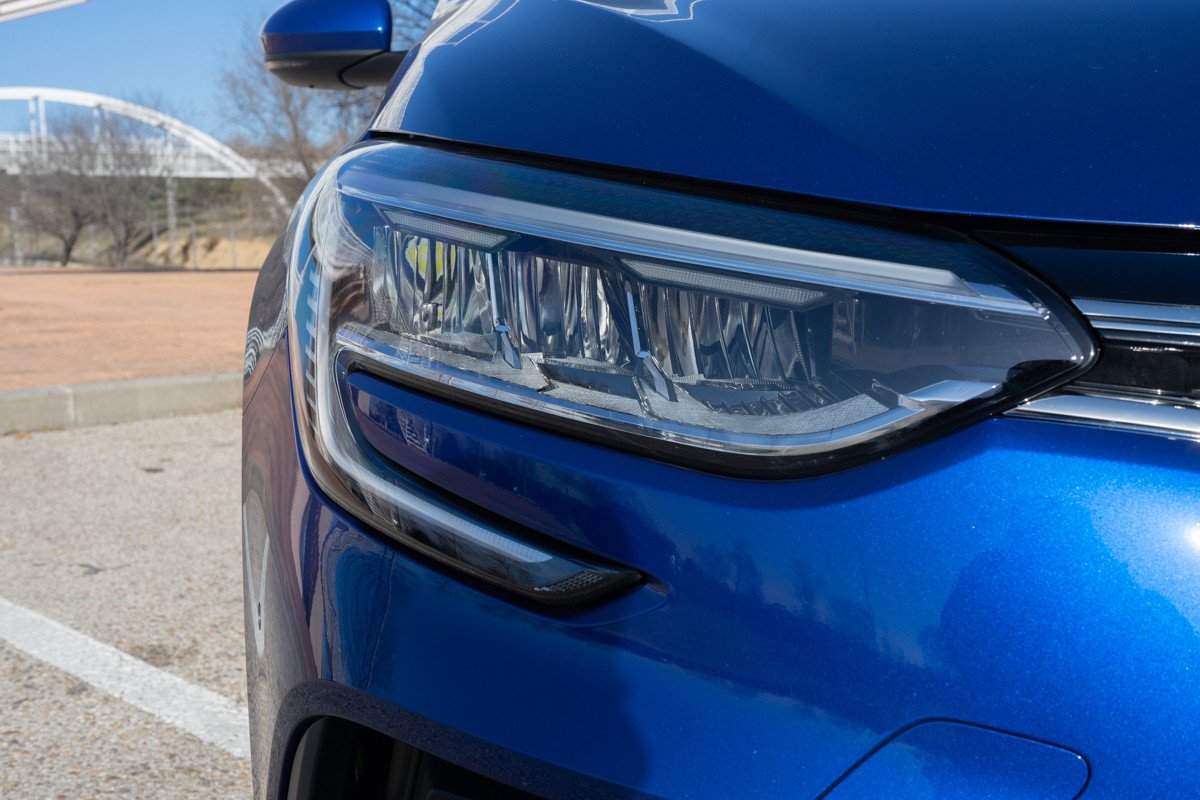 Prueba Renault Megane E-TECH híbrido enchufable: precio, autonomía y alternativas