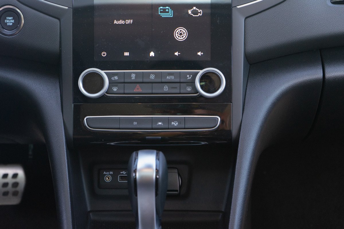 Prueba Renault Megane E-TECH híbrido enchufable: precio, autonomía y alternativas