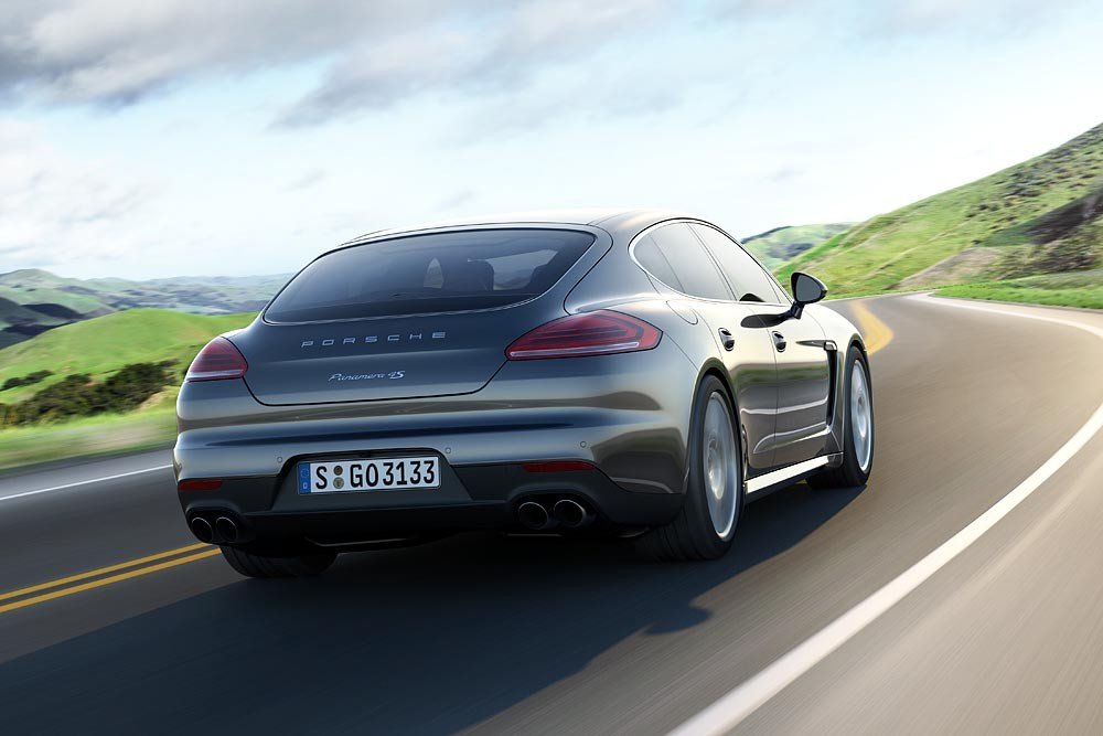 China verá al primer Porsche Panamera híbrido enchufable