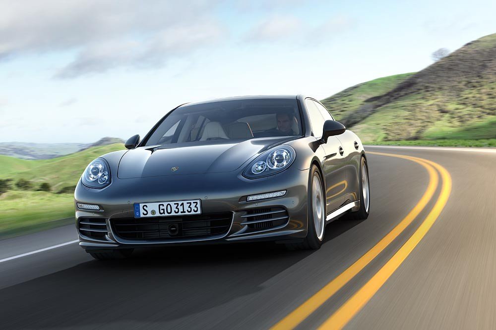 China verá al primer Porsche Panamera híbrido enchufable
