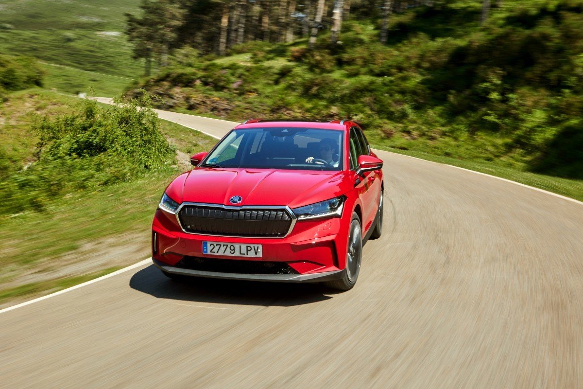 Probamos el nuevo Skoda Enyaq 2021 más barato: desde 29.900 euros 