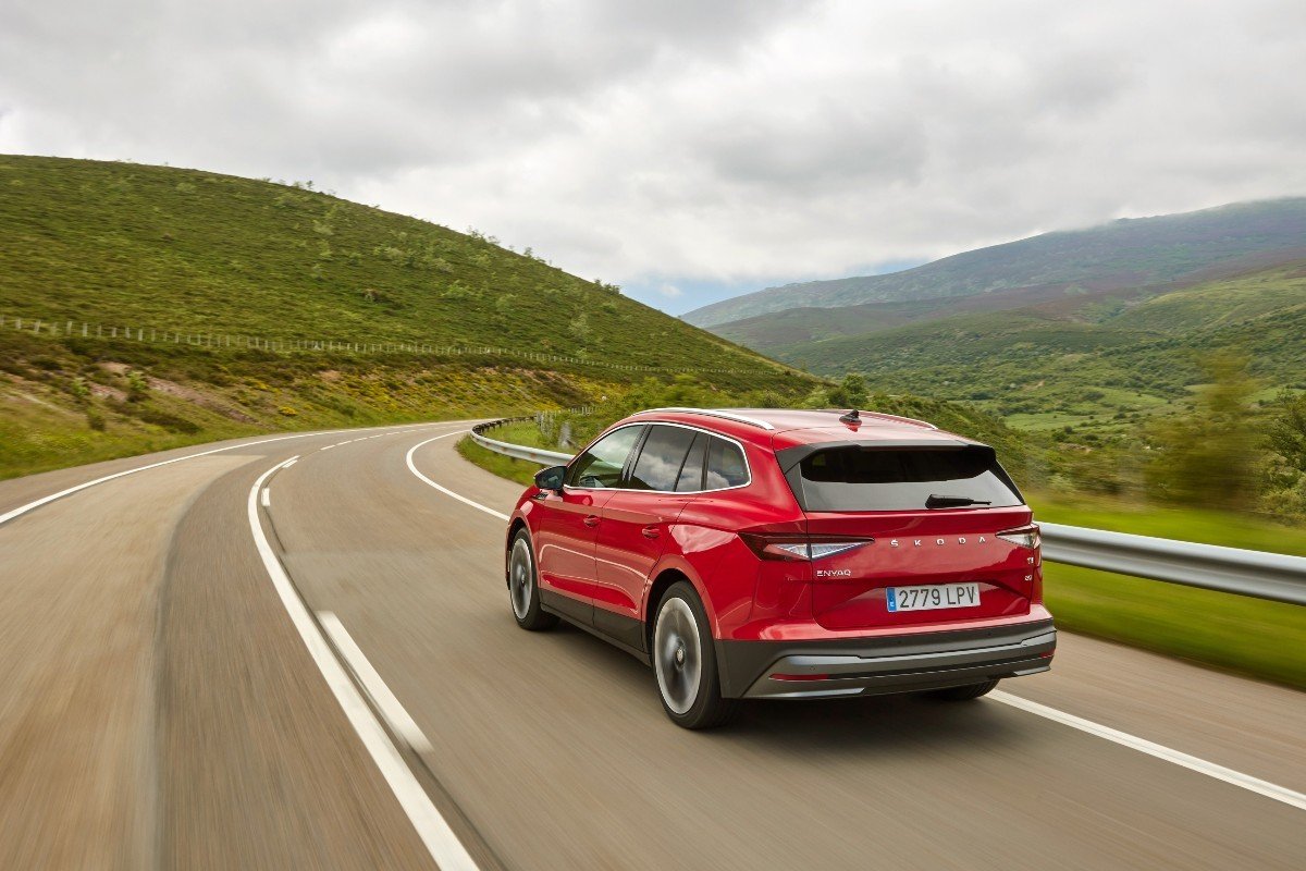 Probamos el nuevo Skoda Enyaq 2021 más barato: desde 29.900 euros 