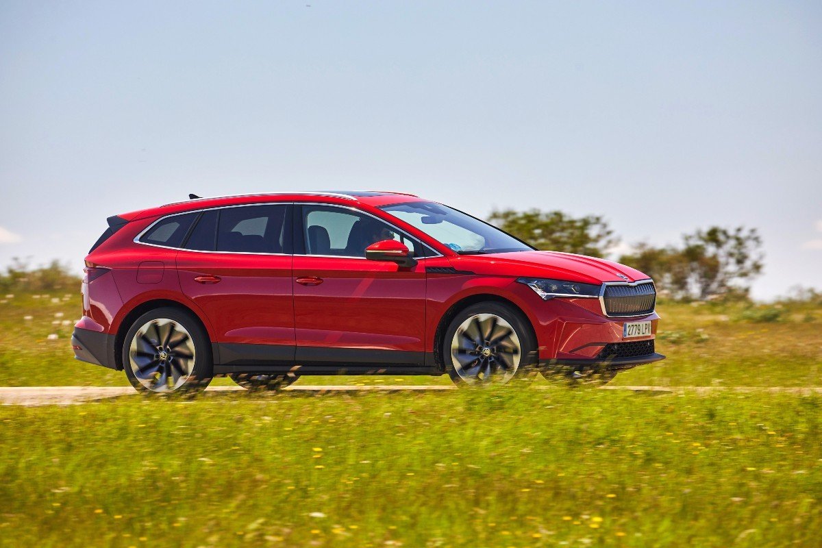 Probamos el nuevo Skoda Enyaq 2021 más barato: desde 29.900 euros 