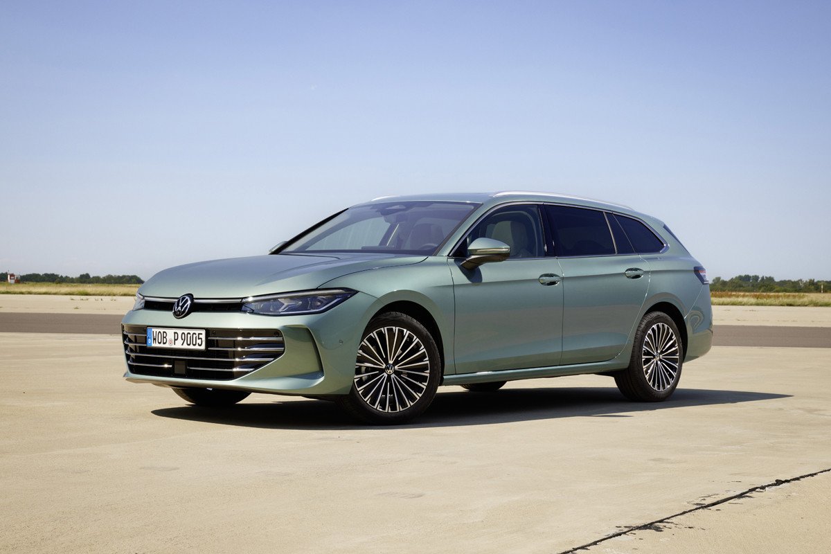 Primeras imágenes del próximo Volkswagen Passat y sólo en versión familiar Variant