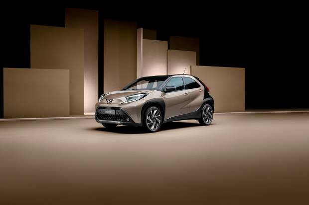 Dos nuevos acabados para el Toyota Aygo X Cross