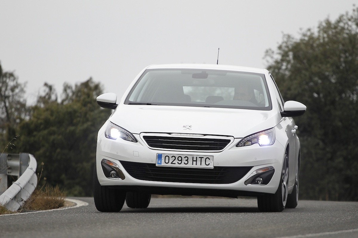 Prueba: Nuevo Peugeot 308 e-HDI 115, con más diseño y eficiencia