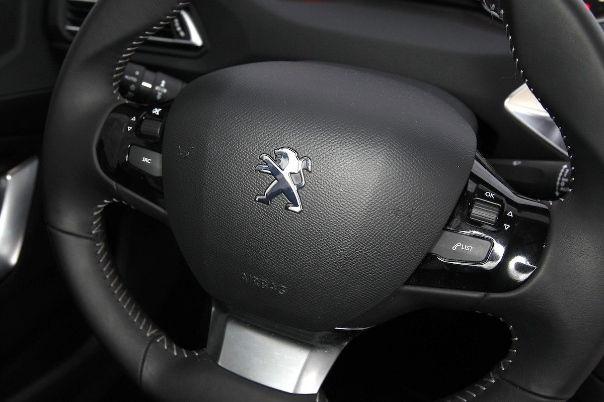 Prueba: Nuevo Peugeot 308 e-HDI 115, con más diseño y eficiencia