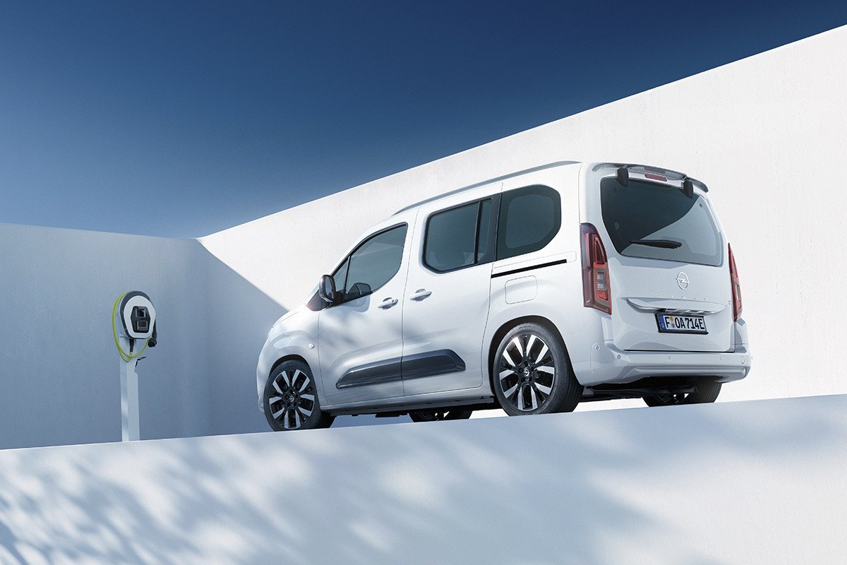 Los nuevos Opel Zafira y Combo son eléctricos 100% y con hasta 350 kms de autonomía