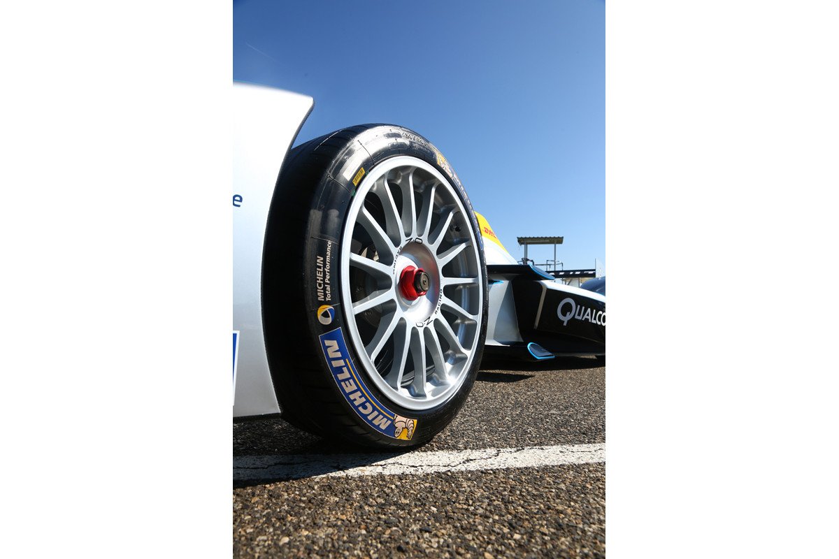 Los neumáticos Michelin para la Fórmula E: de la pista a la calle