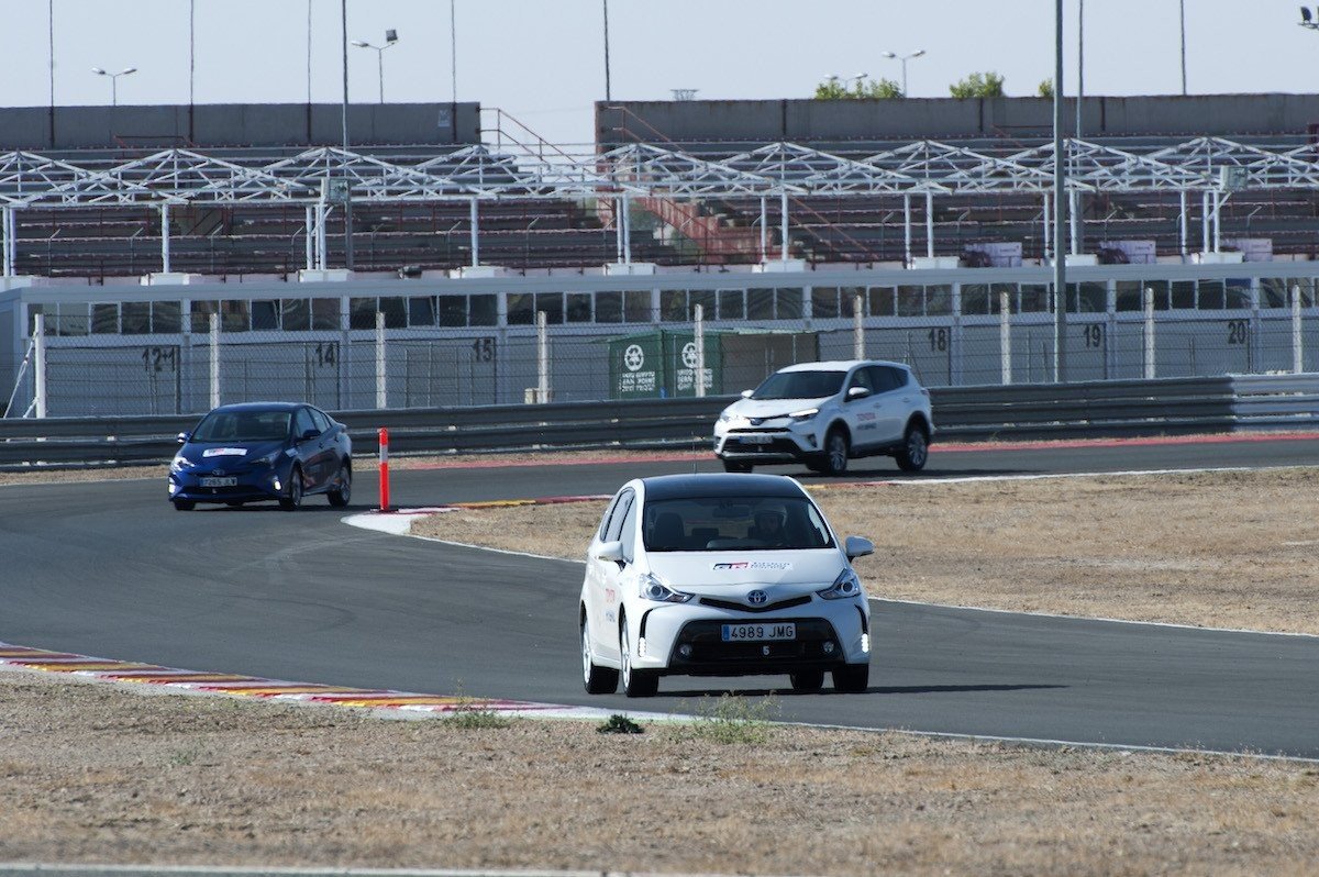 24 Horas con la gama híbrida de Toyota