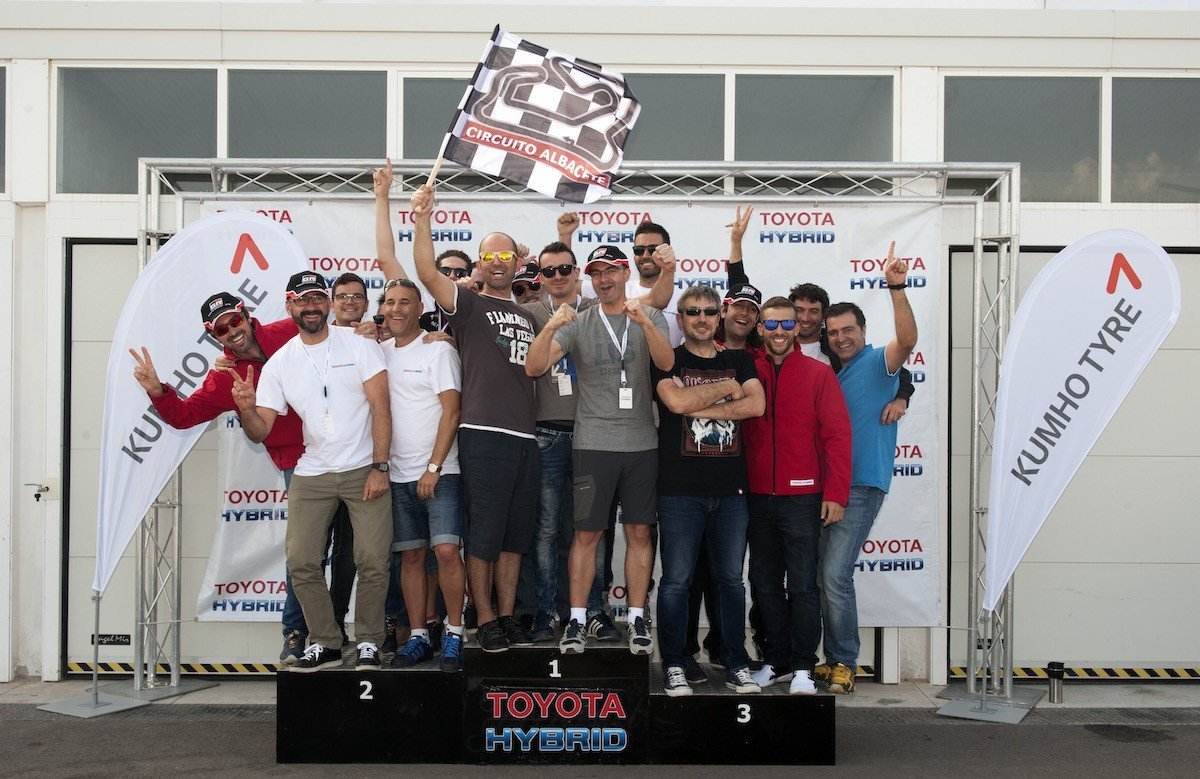 24 Horas con la gama híbrida de Toyota