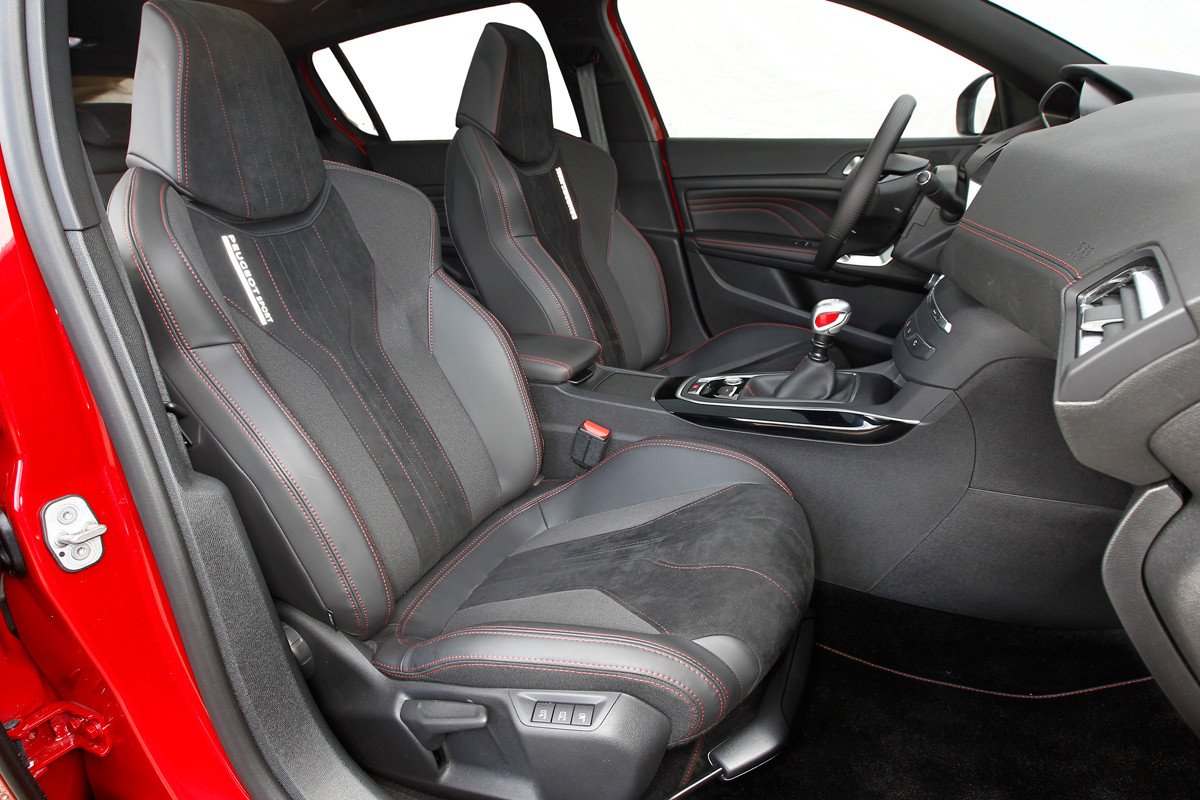 Prueba: Peugeot 308 GTI by Peugeot Sport