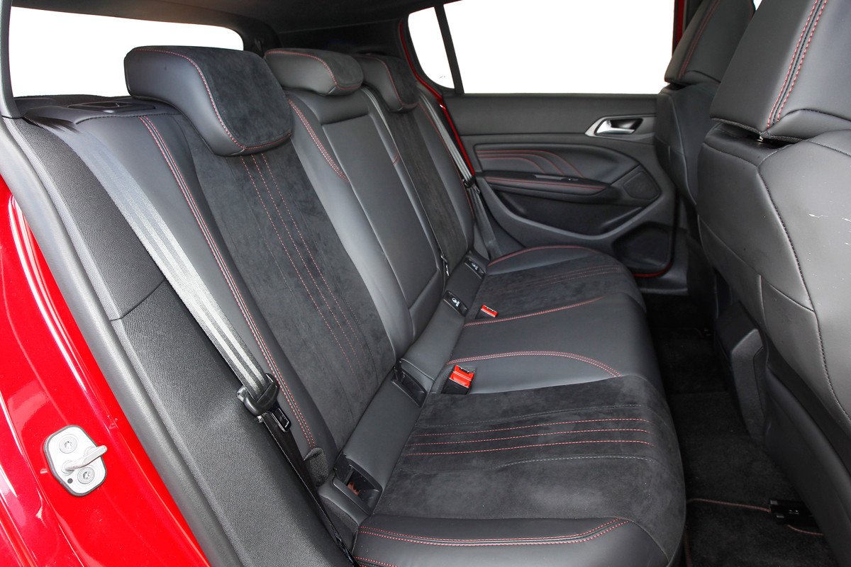 Prueba: Peugeot 308 GTI by Peugeot Sport