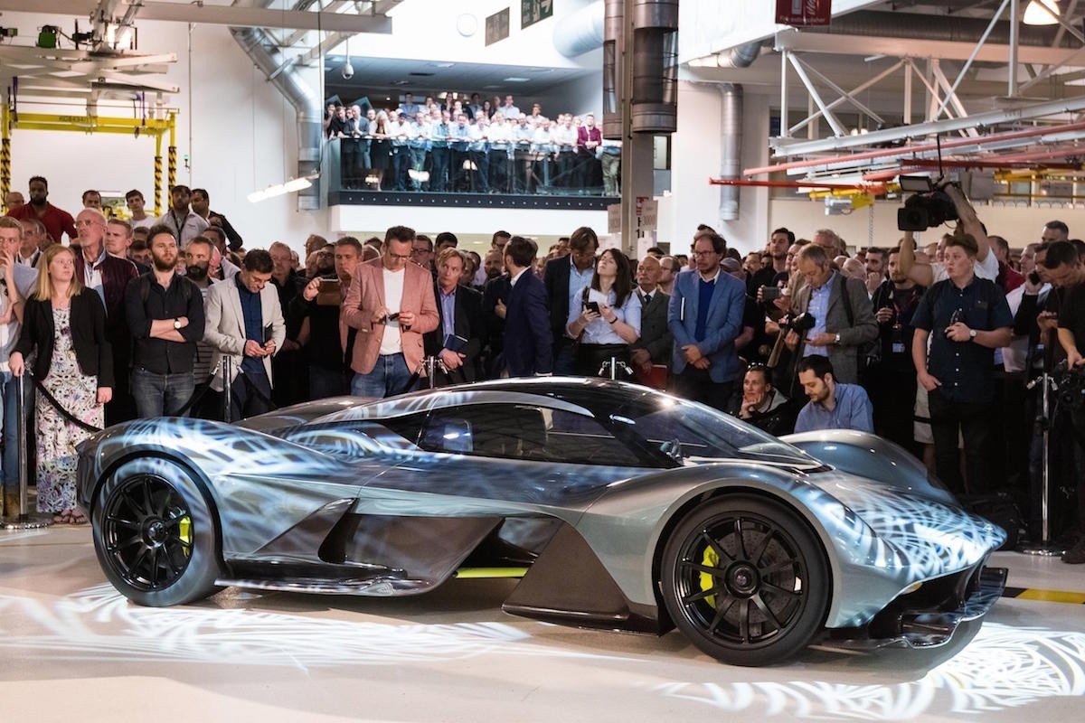 Aston Martin y Red Bull lanzan el superdeportivo AM-RB 001
